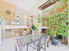 Maison en pierre de 179 m² entièrement rénovée avec jardin et terrasse 