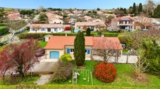 Maison à vendre 5 pièces VILLENOUVELLE de 107 m² avec terrain 1800 mètres