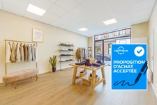 Dpt Haute Garonne (31), à vendre VILLEFRANCHE DE LAURAGAIS immeuble local et appartement T3