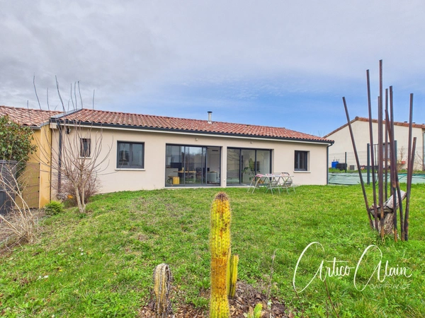 Maison à vendre 5 pièces VILLEFRANCHE DE LAURAGAIS (31)