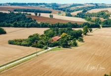Dpt Haute Garonne (31), for sale near VILLEFRANCHE DE LAURAGAIS beautiful residence and gîte