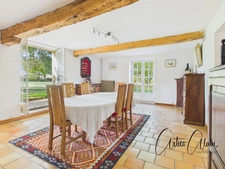 Authentique longère lauragaise de 250 m² avec piscine, dépendances et 2,5 hectares de terrain