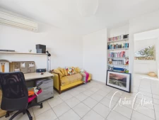 Maison familiale de standing – 230 m² – Terrain arboré de 2 080 m² avec piscine 