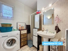 Maison à vendre Immeuble de rapport avec 3 appartements