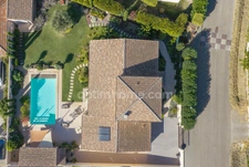 Paradou, Maison 145 m2, piscine chauffée, 1000 M2 de terrain l’art de vivre à deux pas du village