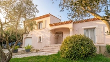 Maussane-les-Alpilles – Maison rénovée, à deux pas du village 