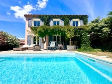 Charmante maison au calme, 4 chambres, piscine, 600 m2 de terrain 