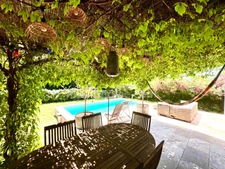 Charmante maison au calme, 4 chambres, piscine, 600 m2 de terrain 