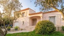 Maussane-les-Alpilles – Maison rénovée, à deux pas du village 