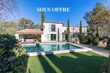 SOUS OFFRE Mas au coeur des Alpilles Maussane-les-Alpilles