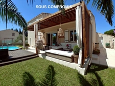 SOUS COMPROMIS DE VENTE Maison secteur recherché au Paradou, piscine, garage au calme. 