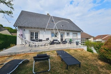 Maison individuelle 4 façades – 182 m² – 4 chambres – Terrain de 8 ares à Yutz
