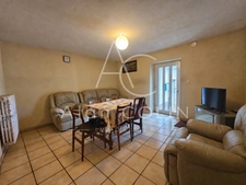 Maison avec jardin, deux chambres et combles aménageables à Knutange