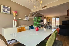Maison individuelle 4 façades – 182 m² – 4 chambres – Terrain de 8 ares à Yutz