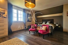 Maison individuelle 4 façades – 182 m² – 4 chambres – Terrain de 8 ares à Yutz