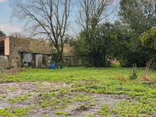 Terrain à vendre 398m² SURGERES (17)