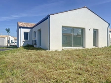 Maison à vendre 4 pièces CHARRON (17)