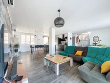 Maison à vendre 6 pièces PERIGNY (17)