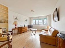 3-ROOM APARTMENT TOP FLOOR HAMEAU BOILEAU