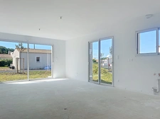 Maison à vendre 4 pièces CHARRON (17)