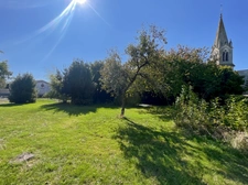 Terrain constructible de 1078 m² à vendre au cœur de Bourgneuf