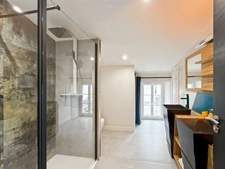 PRESTIGIOUS 10-ROOM PROPERTY NEAR LA ROCHELLE