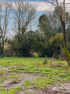 Terrain à vendre 398m² SURGERES (17)