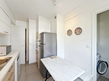 3-ROOM APARTMENT TOP FLOOR HAMEAU BOILEAU