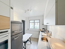 3-ROOM APARTMENT TOP FLOOR HAMEAU BOILEAU