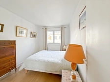 3-ROOM APARTMENT TOP FLOOR HAMEAU BOILEAU