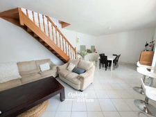 ### ISBERGUES – Maison 81 m² – Jardinet, box et stationnement