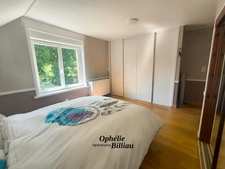 Fermette rénovée de 275 m² habitables sur 2790 m² de terrain – 399 000 € HAI