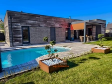 ? Maison 115m2 avec piscine chauffée à Merville - 447 000 € HAI ?