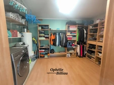 Fermette rénovée de 275 m² habitables sur 2790 m² de terrain – 399 000 € HAI