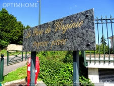 Appartement 92m2 - T4 - 2 chambres - Balcon - Cave - Box - Proche centre-ville et gare RER D 