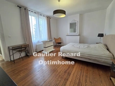 Maison Bourgeoise rénovée de 221 m² à Crespin – Cachet, volumes et jardin clos