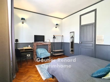 Maison de maître, 7 chambres, jardin, garages à RAISMES (59)