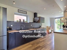 Maison Bourgeoise rénovée de 221 m² à Crespin – Cachet, volumes et jardin clos