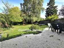 Maison Bourgeoise rénovée de 221 m² à Crespin – Cachet, volumes et jardin clos