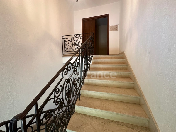 AIX EN PROVENCE - QUARTIER HOPITAL - Maison 309 m2 Terrain 1032m2 Possible 2 appartements