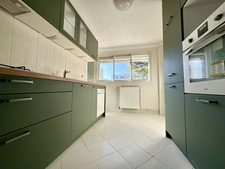 AIX EN PROVENCE - ST DONAT DISTRICT - T5 102M2 Balcony