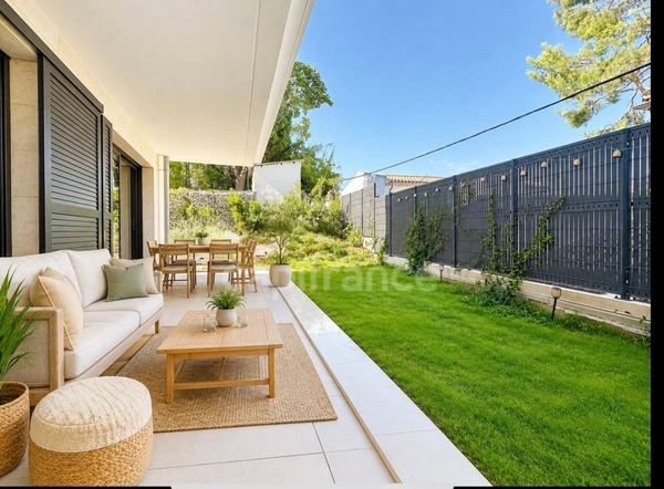 AIX EN PROVENCE Torse -  Magnifique rez-de-jardin 76m2 - jardin 130m2 - double stationnement