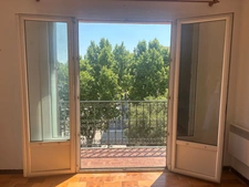AIX EN PROVENCE - NEAR PLACE DE LA ROTONDE - 1-room top floor with balcony
