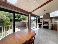 🏡 JUVIGNAC – Villa familiale avec T2 indépendant, jardin et piscine