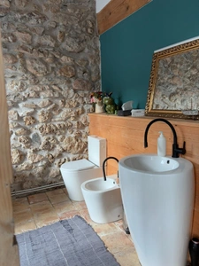 🏡 Maison de village avec vue mer exceptionnelle – Lapalme (11480)