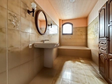 Maison de caractère avec potentiel - 164 m² - 849 m² de terrain - MONTPELLIER