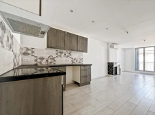 Appartement T3 rénové sur les Allées Paul Riquet à Béziers 