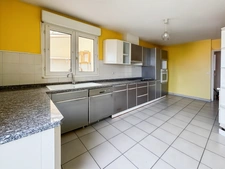 ✨ 126 m² au dernier étage – Un appartement à réinventer selon vos envies