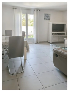 Villa lumineuse plain pied sur un terrain de 791 m² – MONTPELLIER 