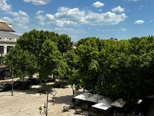 Appartement T3 rénové sur les Allées Paul Riquet à Béziers 